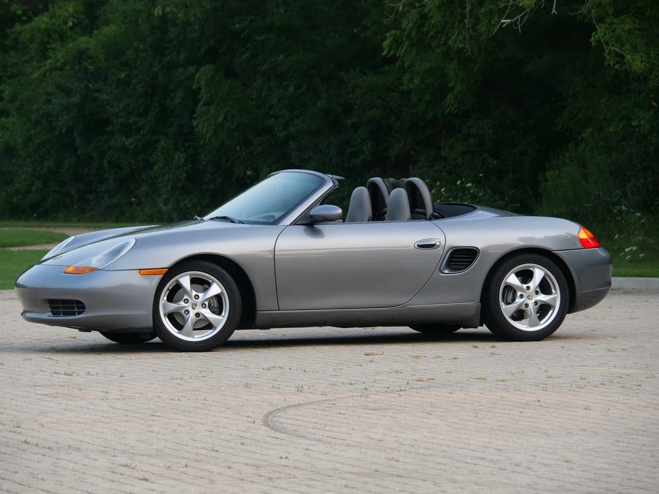 2001 Porsche 986 Boxster - Image 12 of 31
