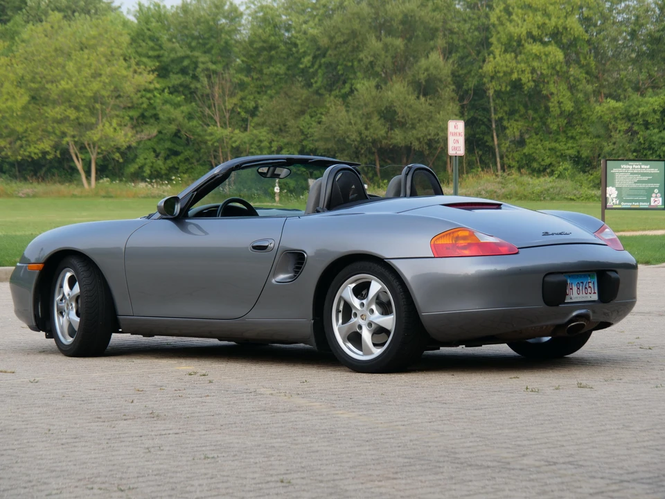 2001 Porsche 986 Boxster - Image 15 of 31