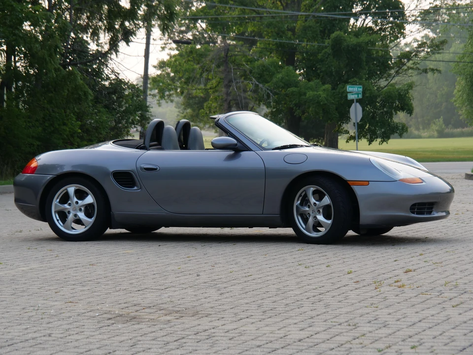 2001 Porsche 986 Boxster - Image 23 of 31