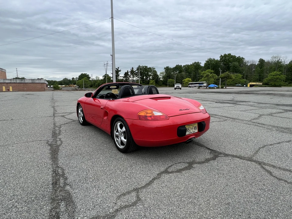 2001 Porsche 986 Boxster - Image 10 of 31
