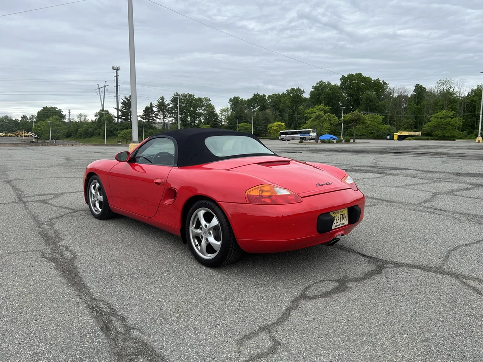 2001 Porsche 986 Boxster - Image 19 of 31