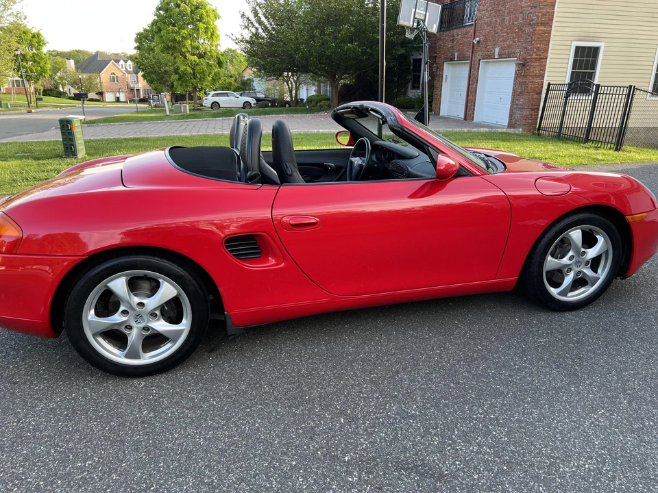 2001 Porsche 986 Boxster - Image 12 of 31