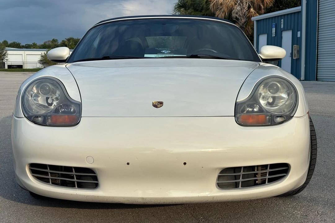 2001 Porsche 986 Boxster - Image 2 of 31