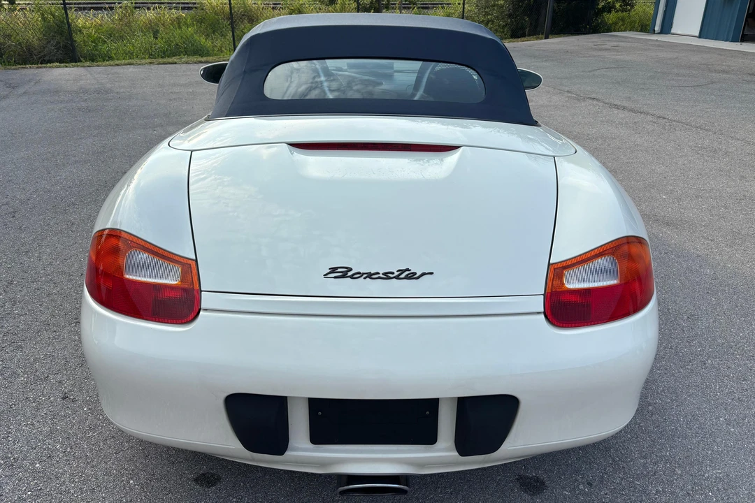 2001 Porsche 986 Boxster - Image 5 of 31