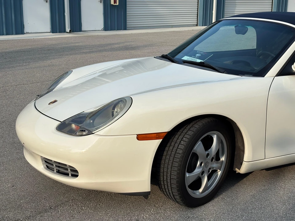 2001 Porsche 986 Boxster - Image 27 of 31