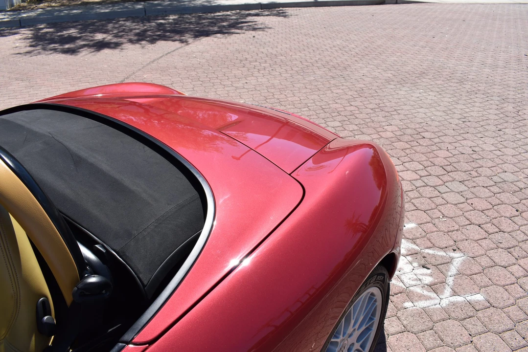 2001 Porsche 986 Boxster - Image 27 of 31