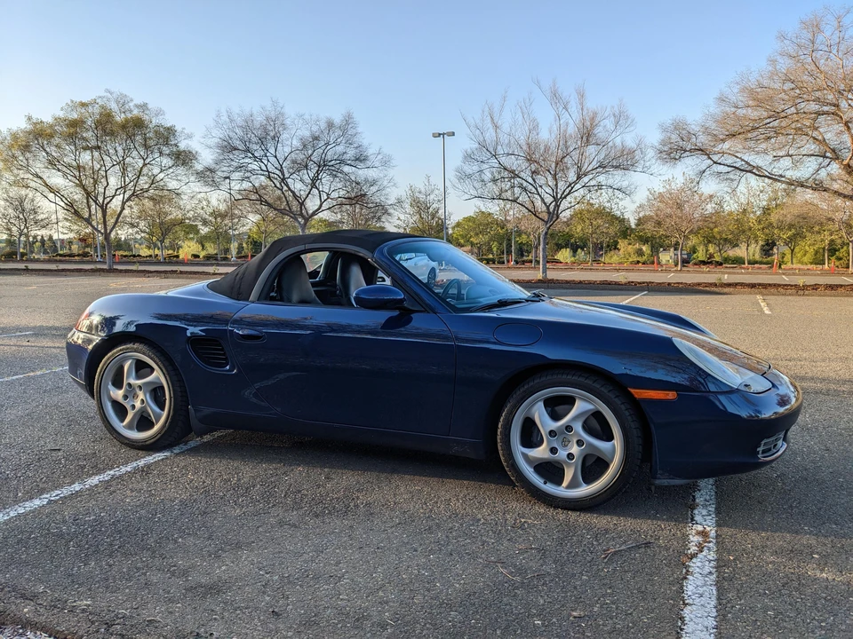 2001 Porsche 986 Boxster - Image 19 of 31
