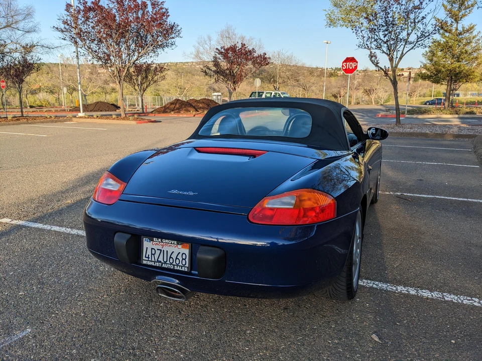 2001 Porsche 986 Boxster - Image 13 of 31