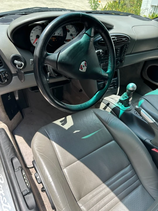 2001 Porsche 986 Boxster - Image 11 of 13