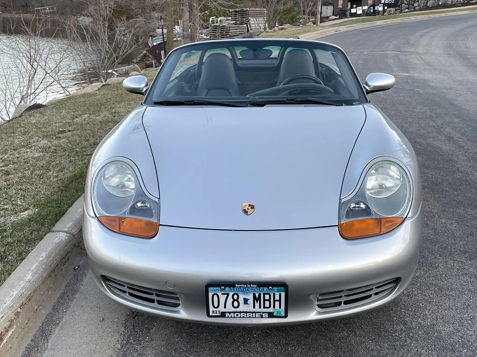 2001 Porsche 986 Boxster - Image 6 of 31