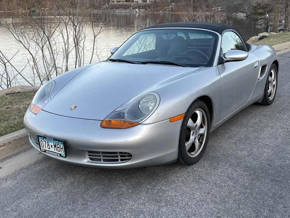 2001 Porsche 986 Boxster - Image 13 of 31