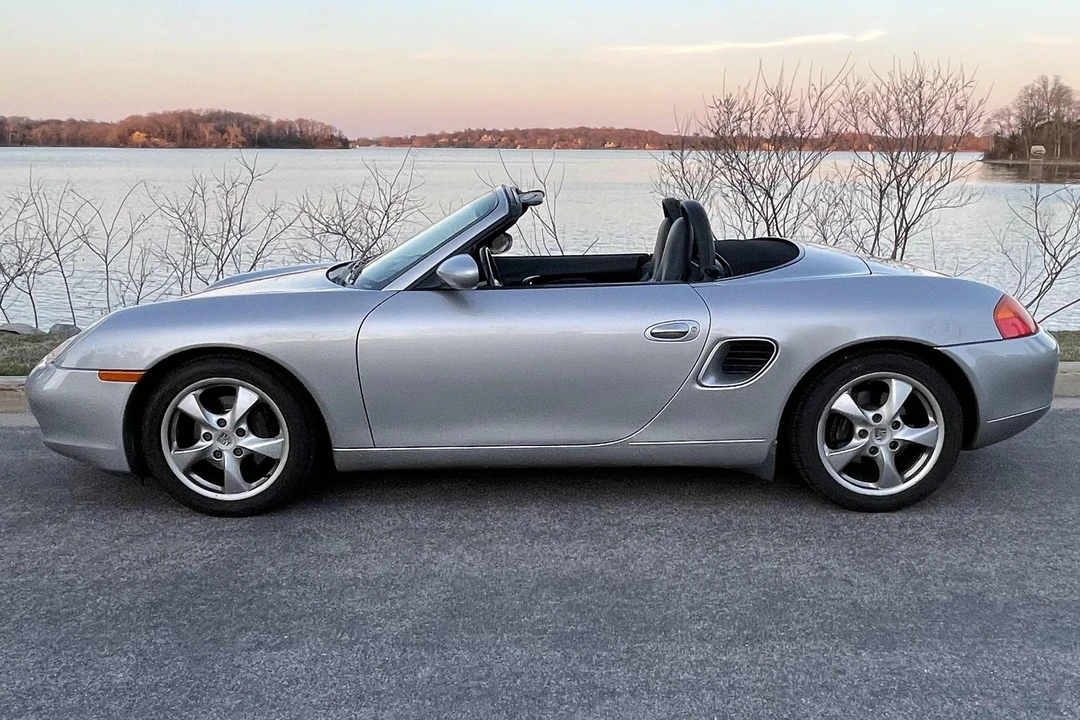 2001 Porsche 986 Boxster - Image 3 of 31