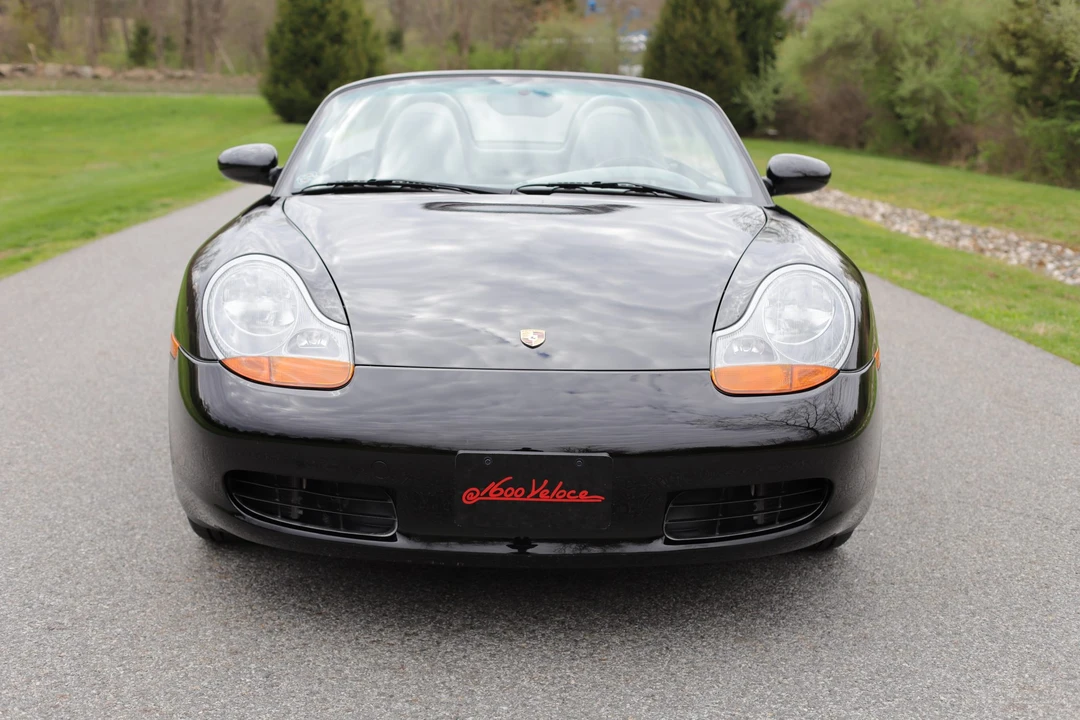 2001 Porsche 986 Boxster - Image 9 of 31