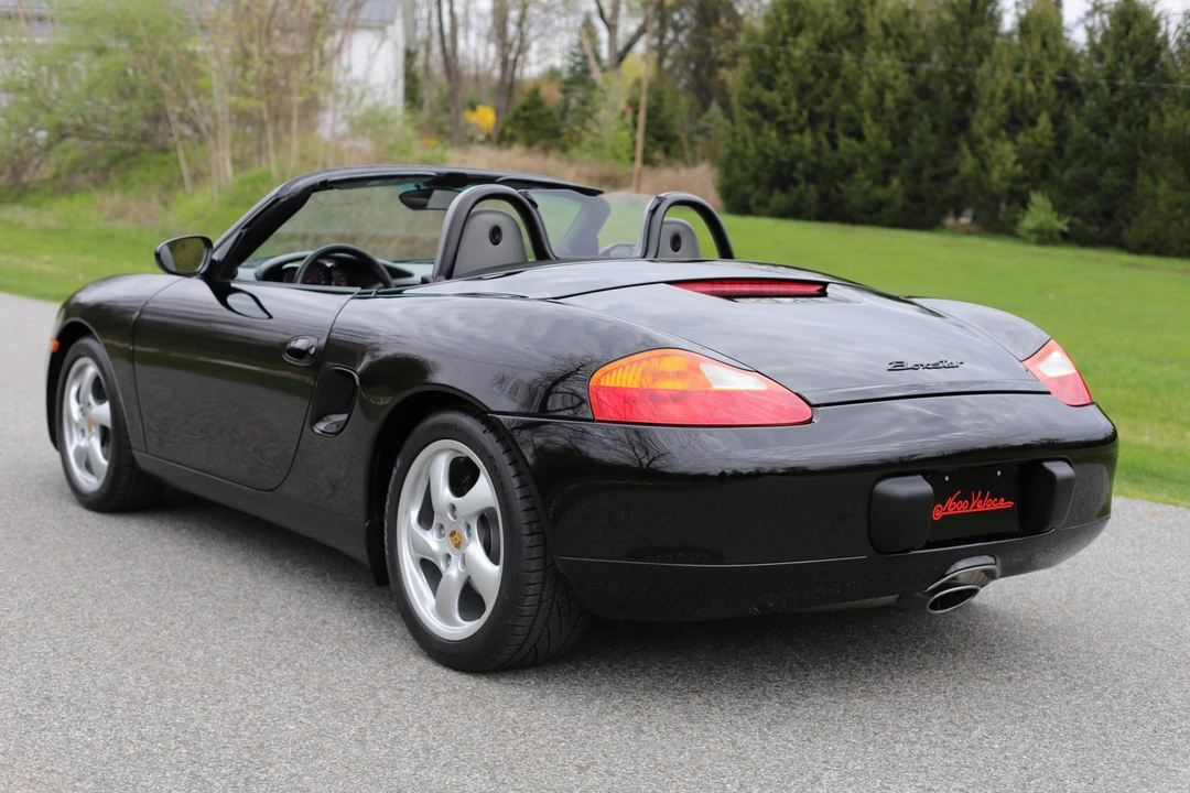 2001 Porsche 986 Boxster - Image 24 of 31