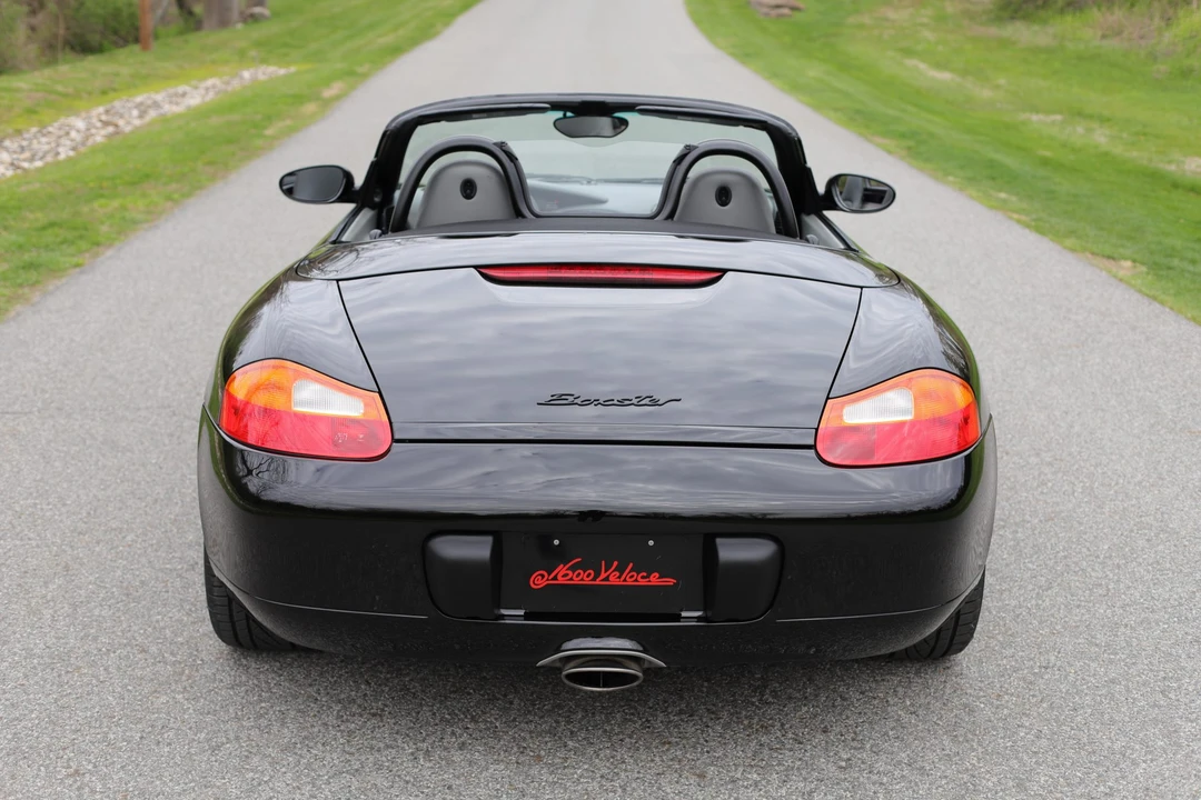 2001 Porsche 986 Boxster - Image 22 of 31
