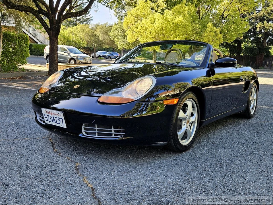 2001 Porsche 986 Boxster - Image 2 of 31