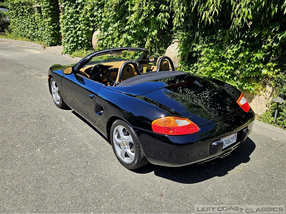 2001 Porsche 986 Boxster - Image 5 of 31