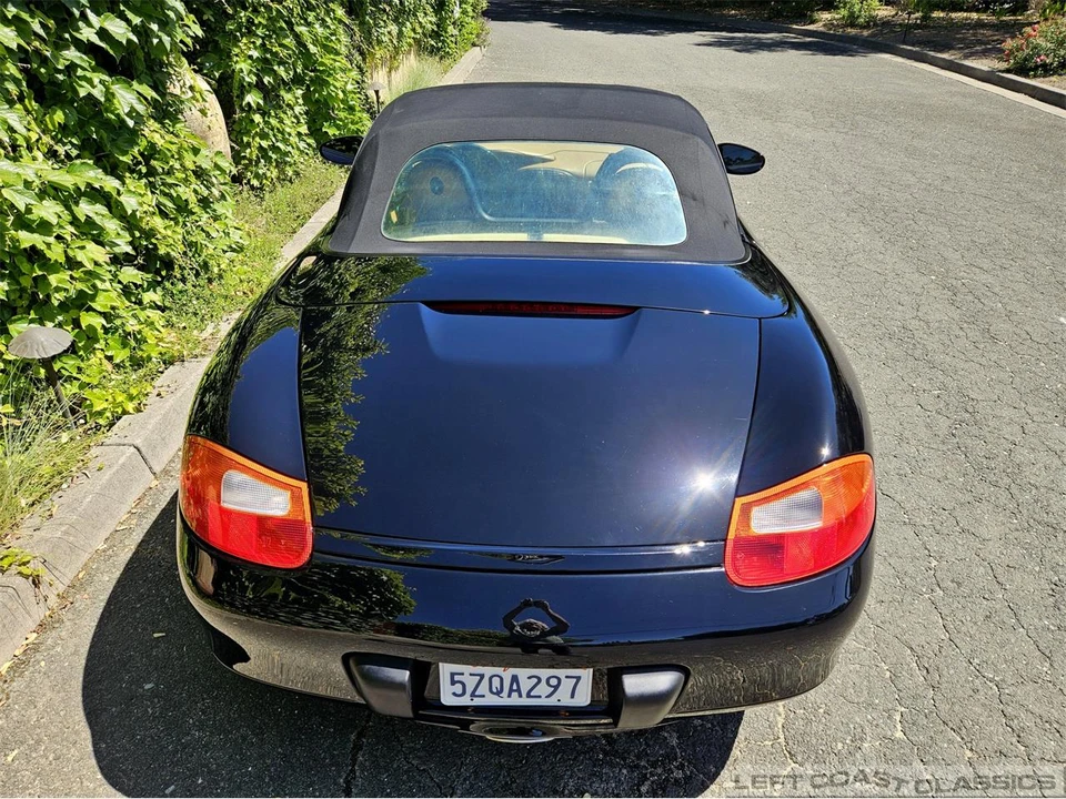 2001 Porsche 986 Boxster - Image 9 of 31