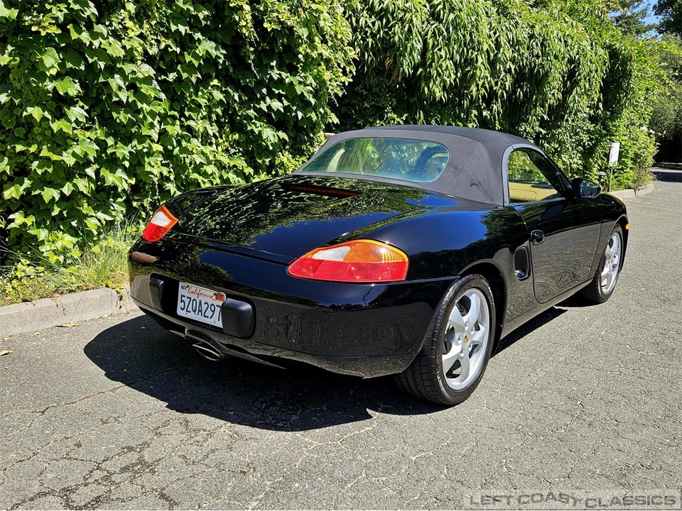 2001 Porsche 986 Boxster - Image 10 of 31