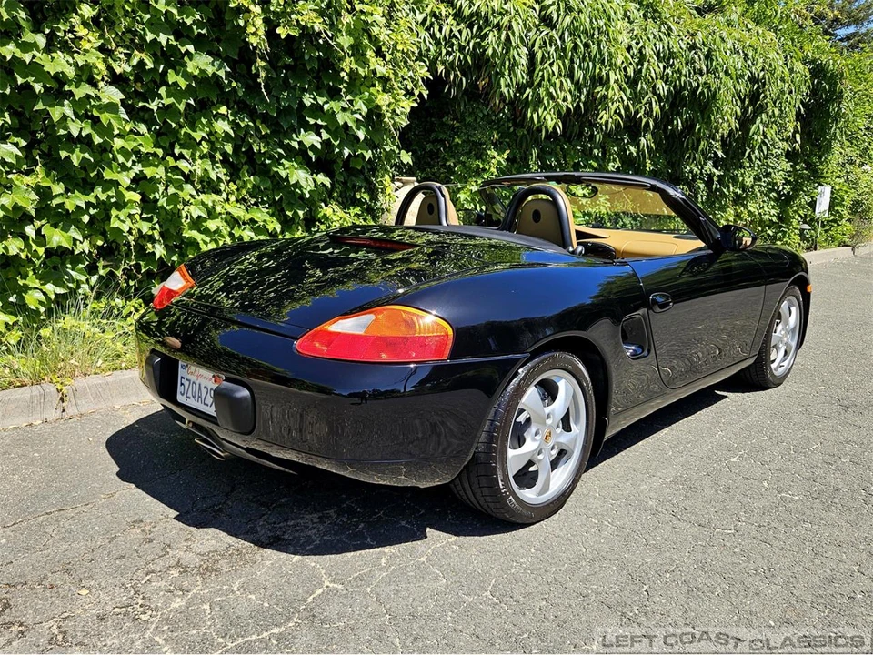 2001 Porsche 986 Boxster - Image 11 of 31