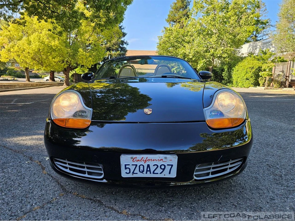 2001 Porsche 986 Boxster - Image 17 of 31