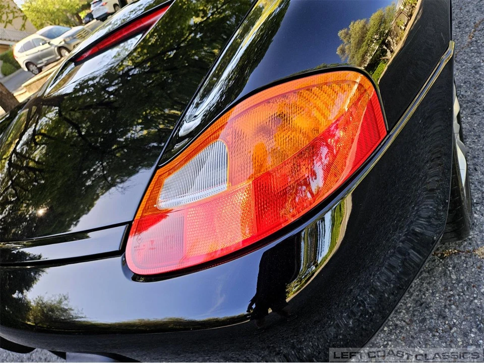 2001 Porsche 986 Boxster - Image 29 of 31
