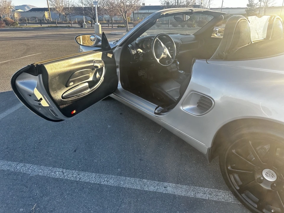 2001 Porsche 986 Boxster - Image 21 of 21