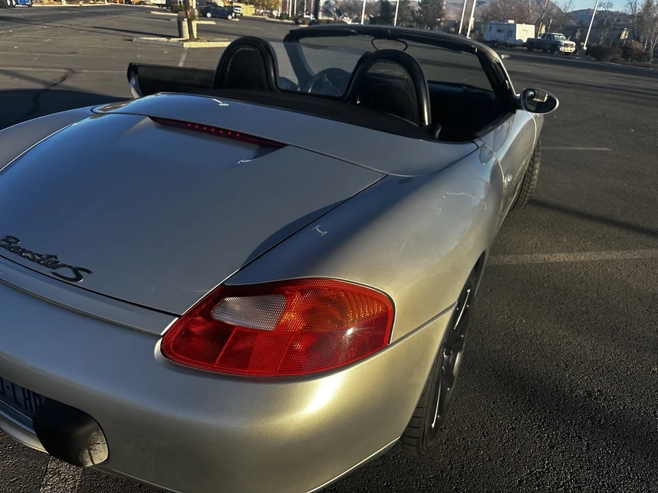 2001 Porsche 986 Boxster - Image 16 of 21