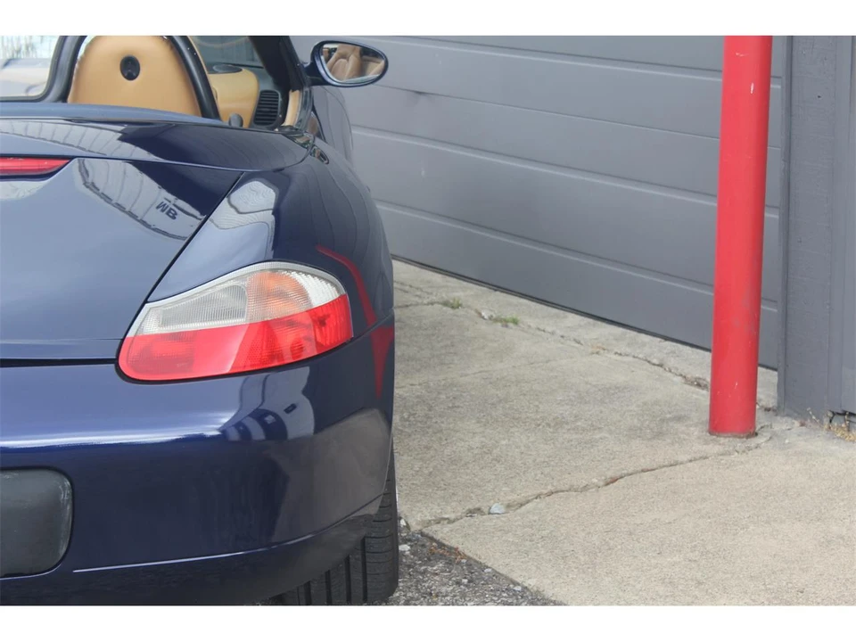 2001 Porsche 986 Boxster - Image 7 of 31