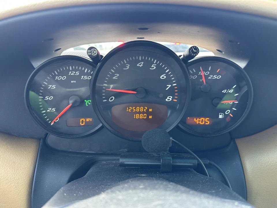 2001 Porsche 986 Boxster - Image 3 of 10