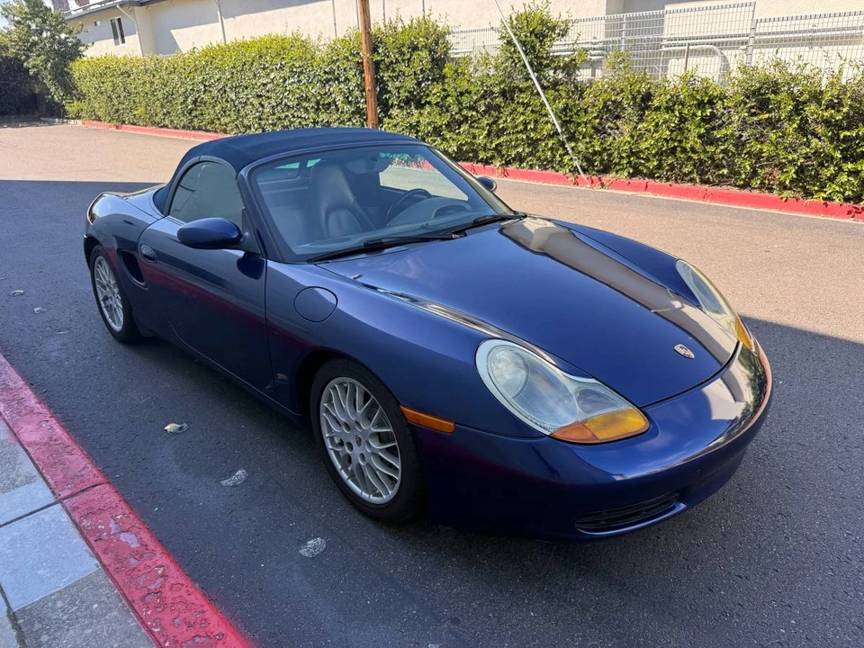 2001 Porsche 986 Boxster - Image 4 of 17