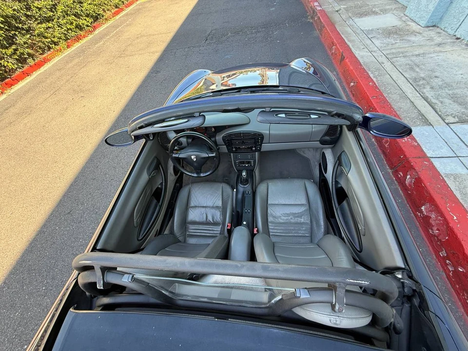 2001 Porsche 986 Boxster - Image 8 of 17