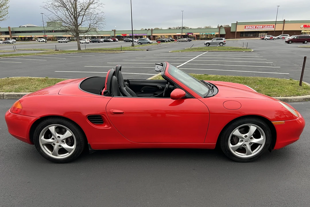 2001 Porsche 986 Boxster - Image 3 of 31