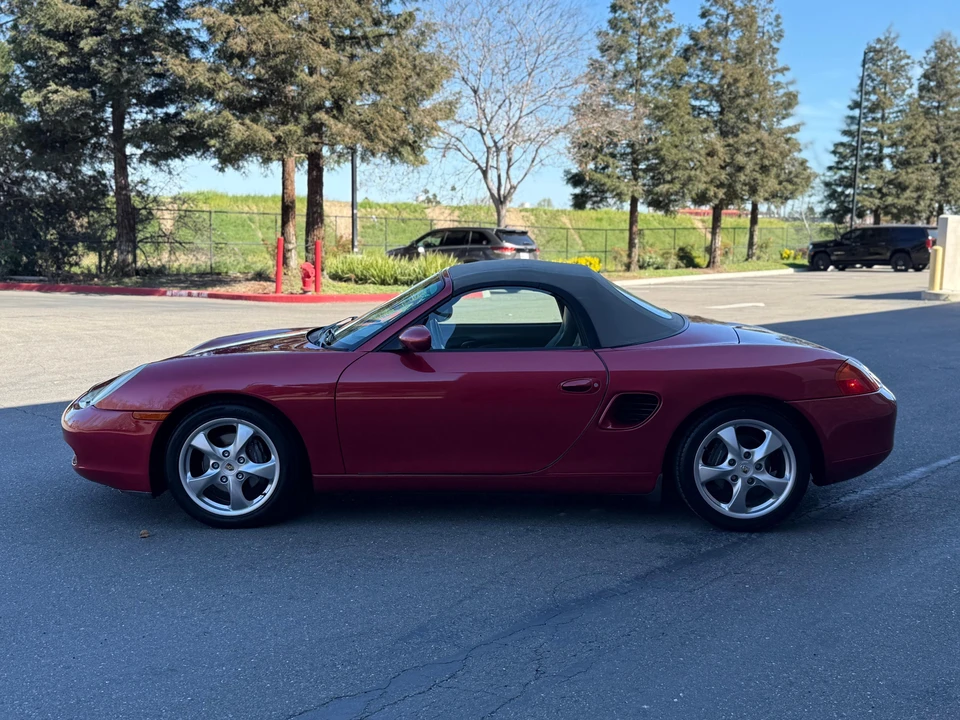 2001 Porsche 986 Boxster - Image 8 of 31