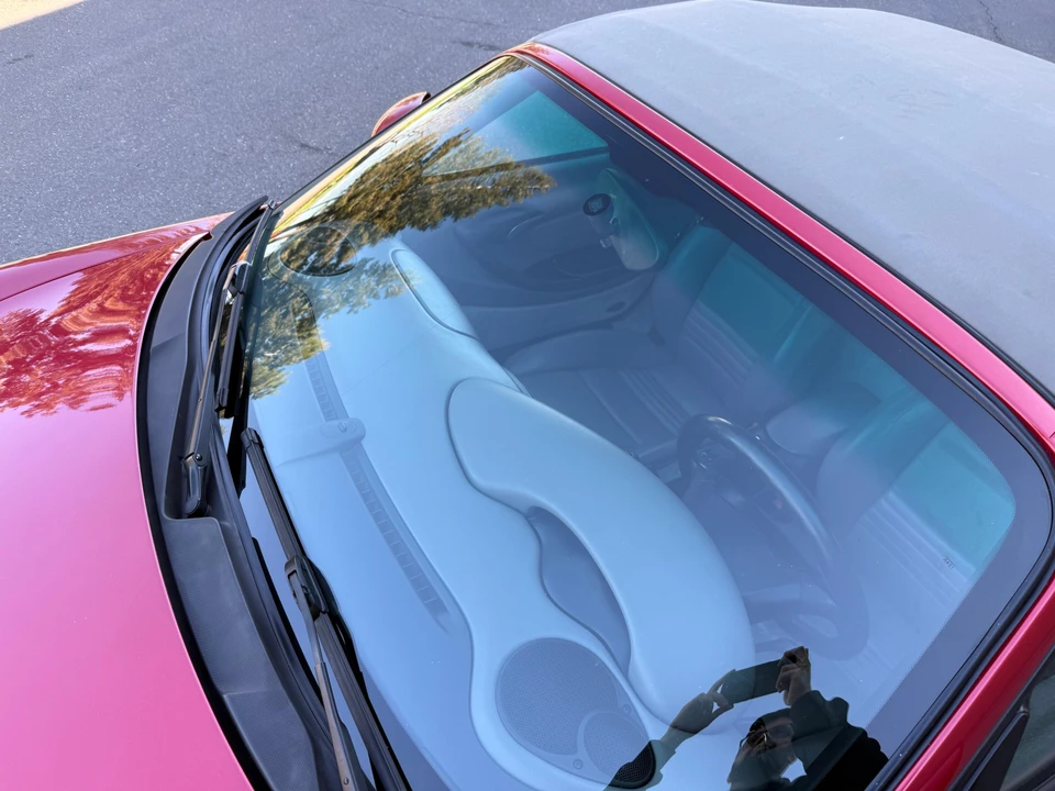 2001 Porsche 986 Boxster - Image 19 of 31