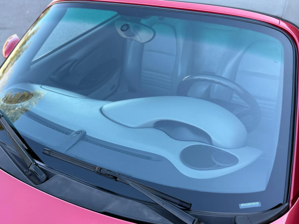 2001 Porsche 986 Boxster - Image 18 of 31
