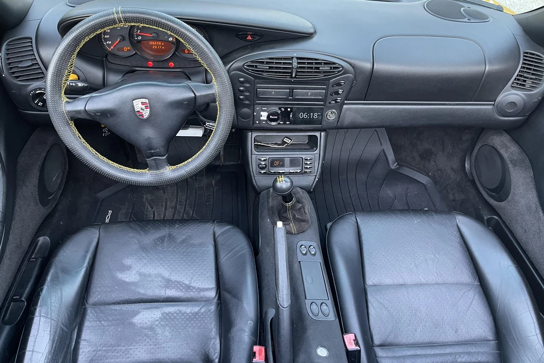 2001 Porsche 986 Boxster - Image 26 of 31