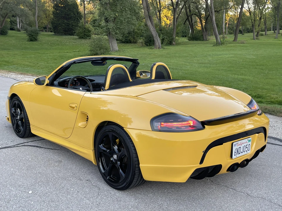 2001 Porsche 986 Boxster - Image 6 of 31