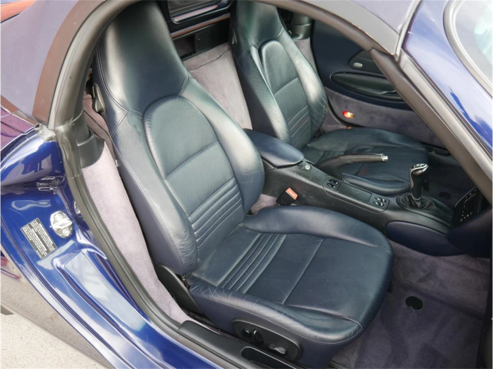 2001 Porsche 986 Boxster - Image 13 of 17