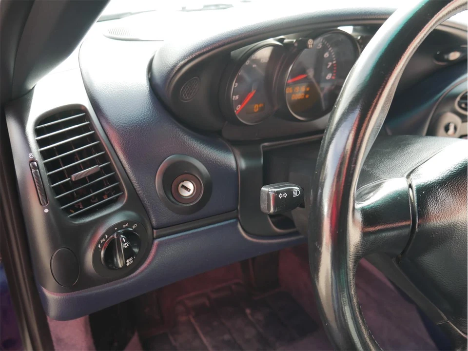 2001 Porsche 986 Boxster - Image 21 of 31