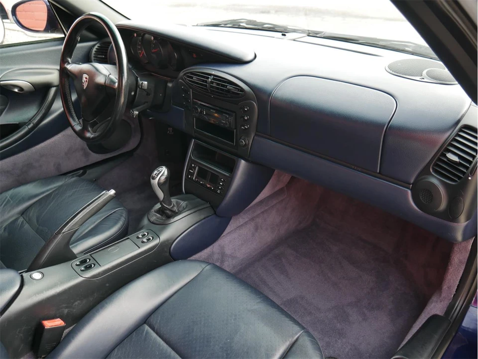 2001 Porsche 986 Boxster - Image 30 of 31