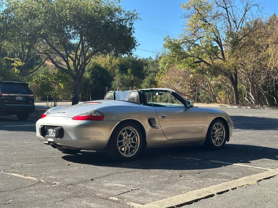2001 Porsche 986 Boxster - Image 13 of 31