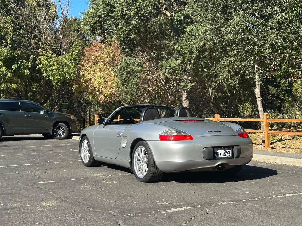 2001 Porsche 986 Boxster - Image 10 of 31