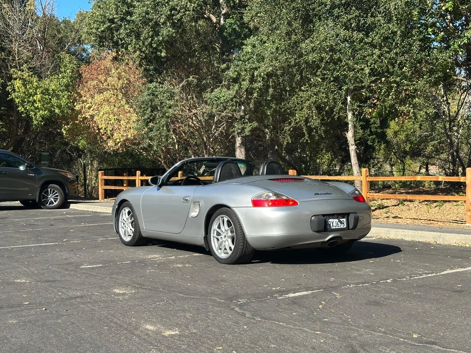 2001 Porsche 986 Boxster - Image 9 of 31