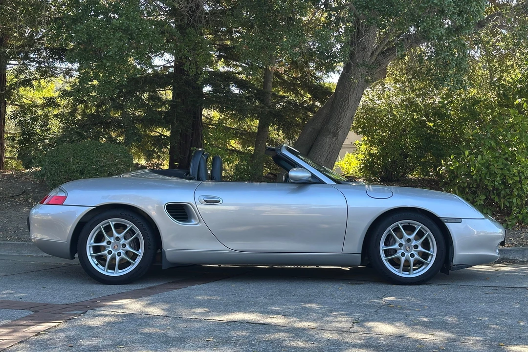 2001 Porsche 986 Boxster - Image 3 of 31