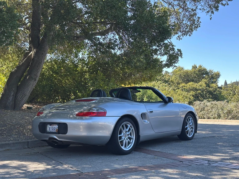 2001 Porsche 986 Boxster - Image 12 of 31
