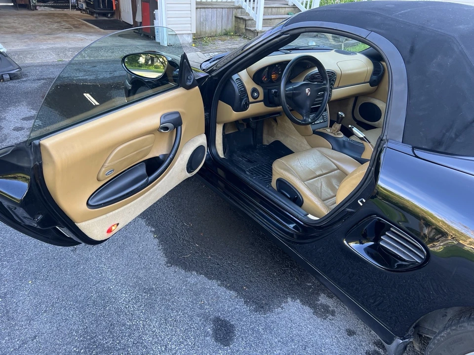 2001 Porsche 986 Boxster - Image 15 of 20