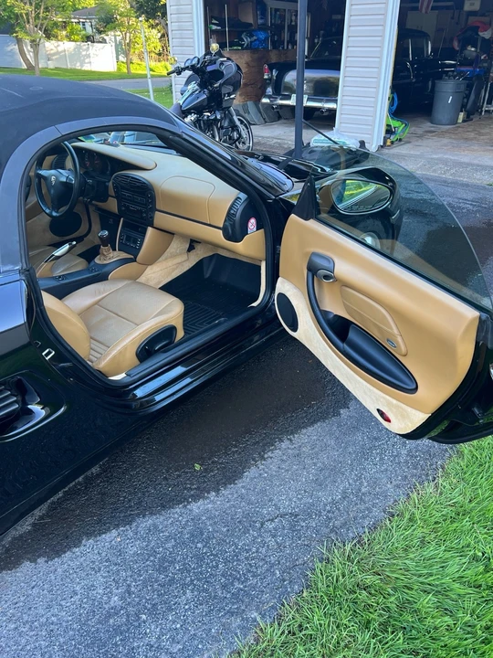 2001 Porsche 986 Boxster - Image 11 of 20