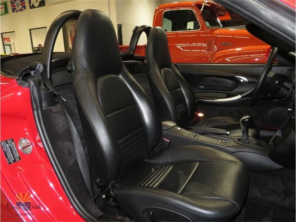 2001 Porsche 986 Boxster - Image 5 of 31