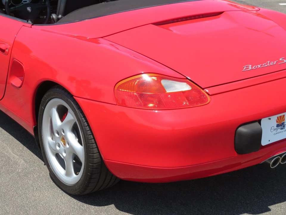 2001 Porsche 986 Boxster - Image 14 of 31
